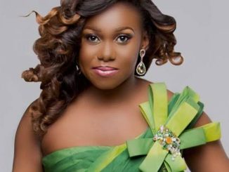 Niniola Apata - Belle