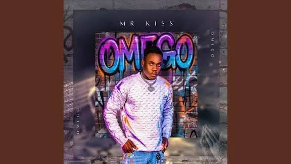 MR KISS – Omego