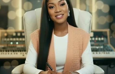 Delana hope – When all i had was jesus